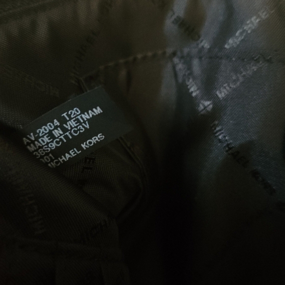 MK CLUTCH - Picture 4 of 4